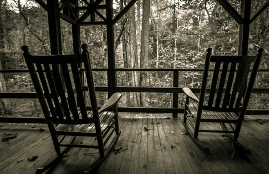 GloPoWriMo #5 Blue-Blowing